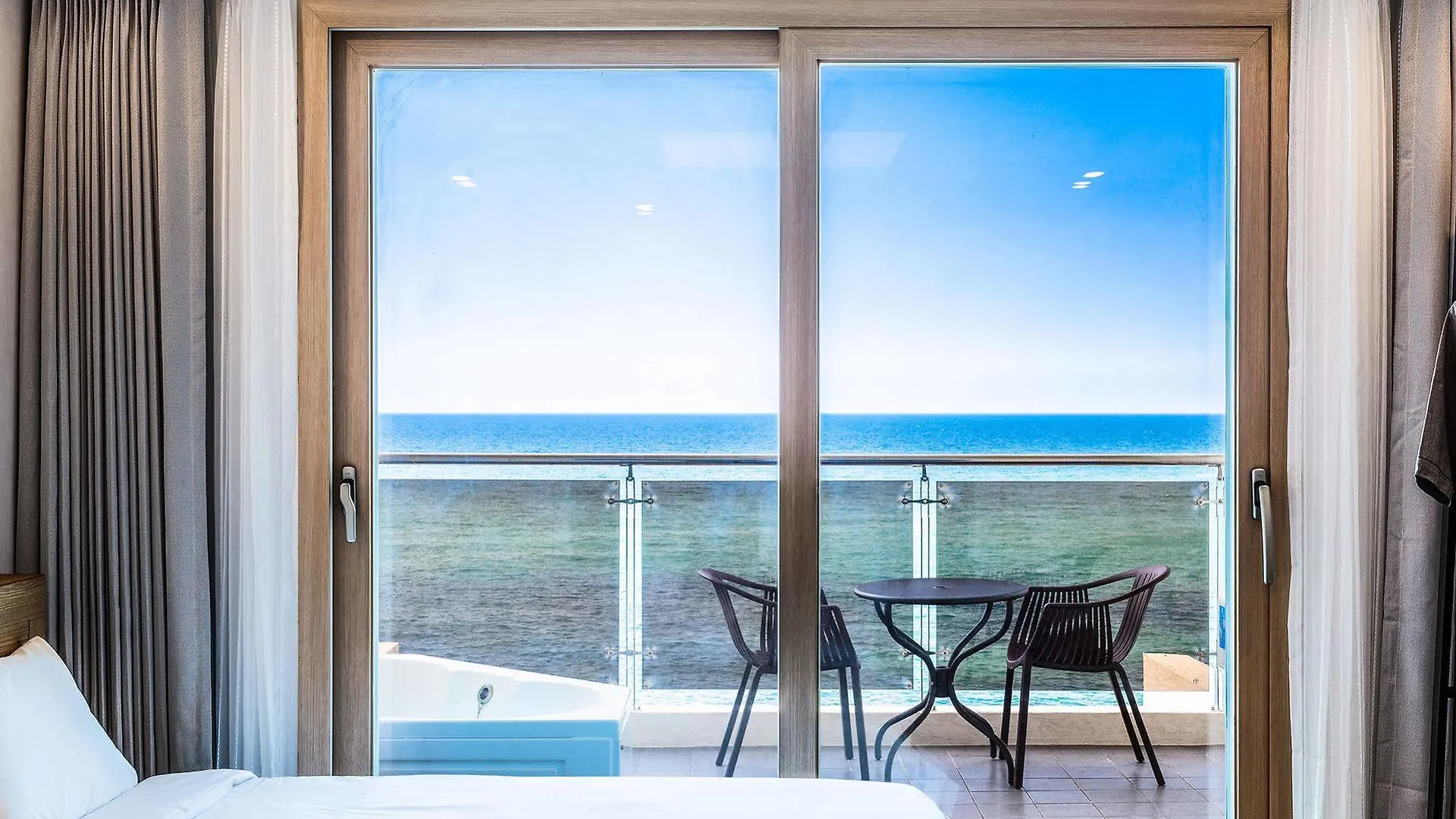 Sea Stay Hotel Jeju 3*,